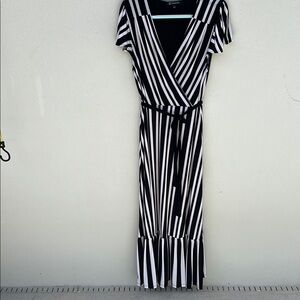 INC International Concepts Black and White Flutter Sleeve Sheath Dress Size L